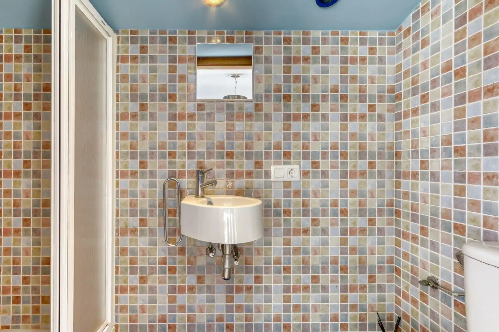 Bathroom of Apartments for sale in Roses  with Air Conditioner, Terrace and Furnished