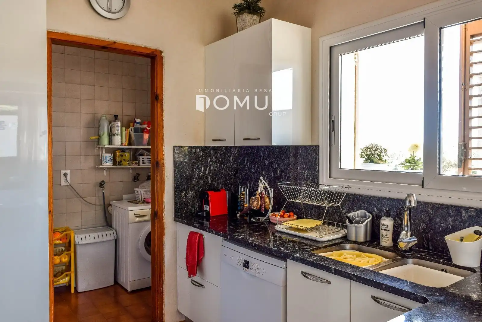 Cocina de Casa o chalet en venta en Besalú con Jardín privado, Terraza y Trastero