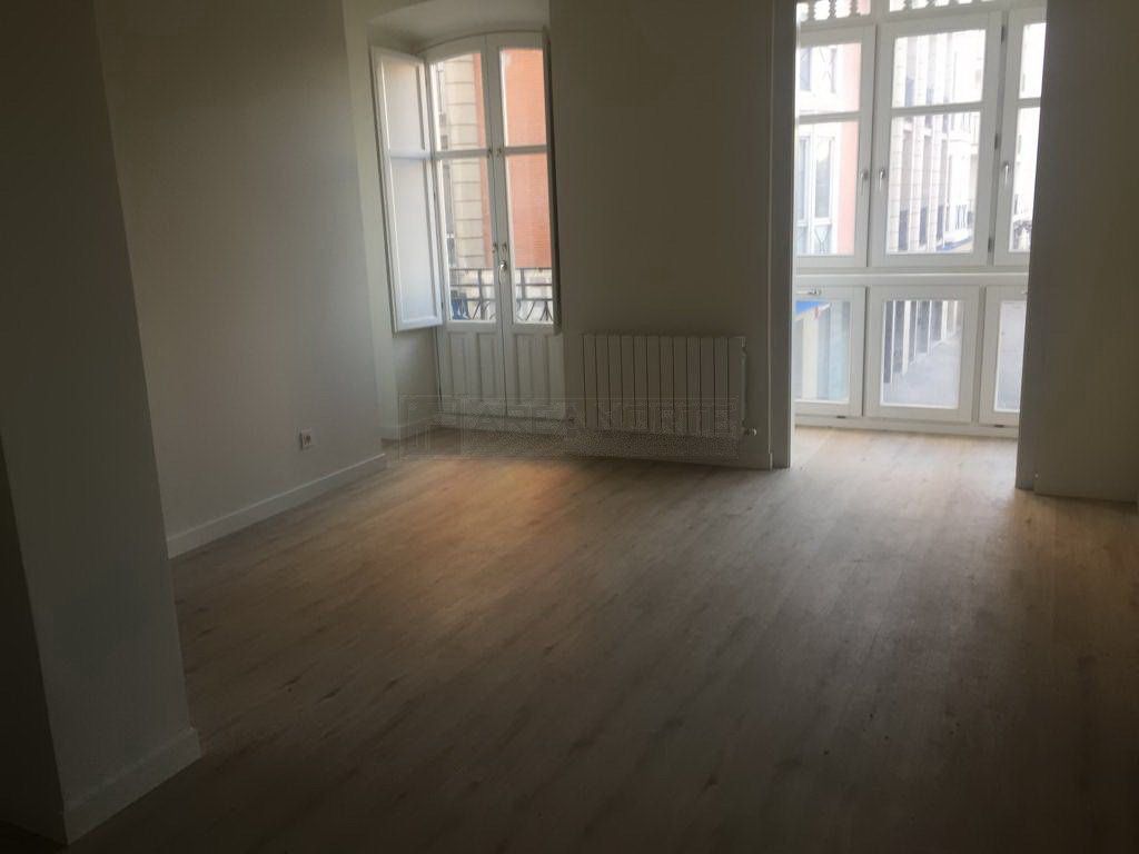 Bedroom of Flat for sale in Vitoria - Gasteiz  with Parquet flooring