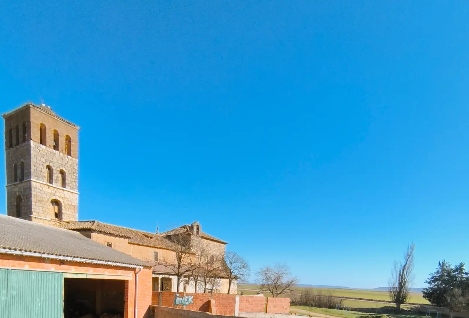 Vista exterior de Casa o chalet en venta en Villamartín de Campos con Calefacción, Jardín privado y Trastero