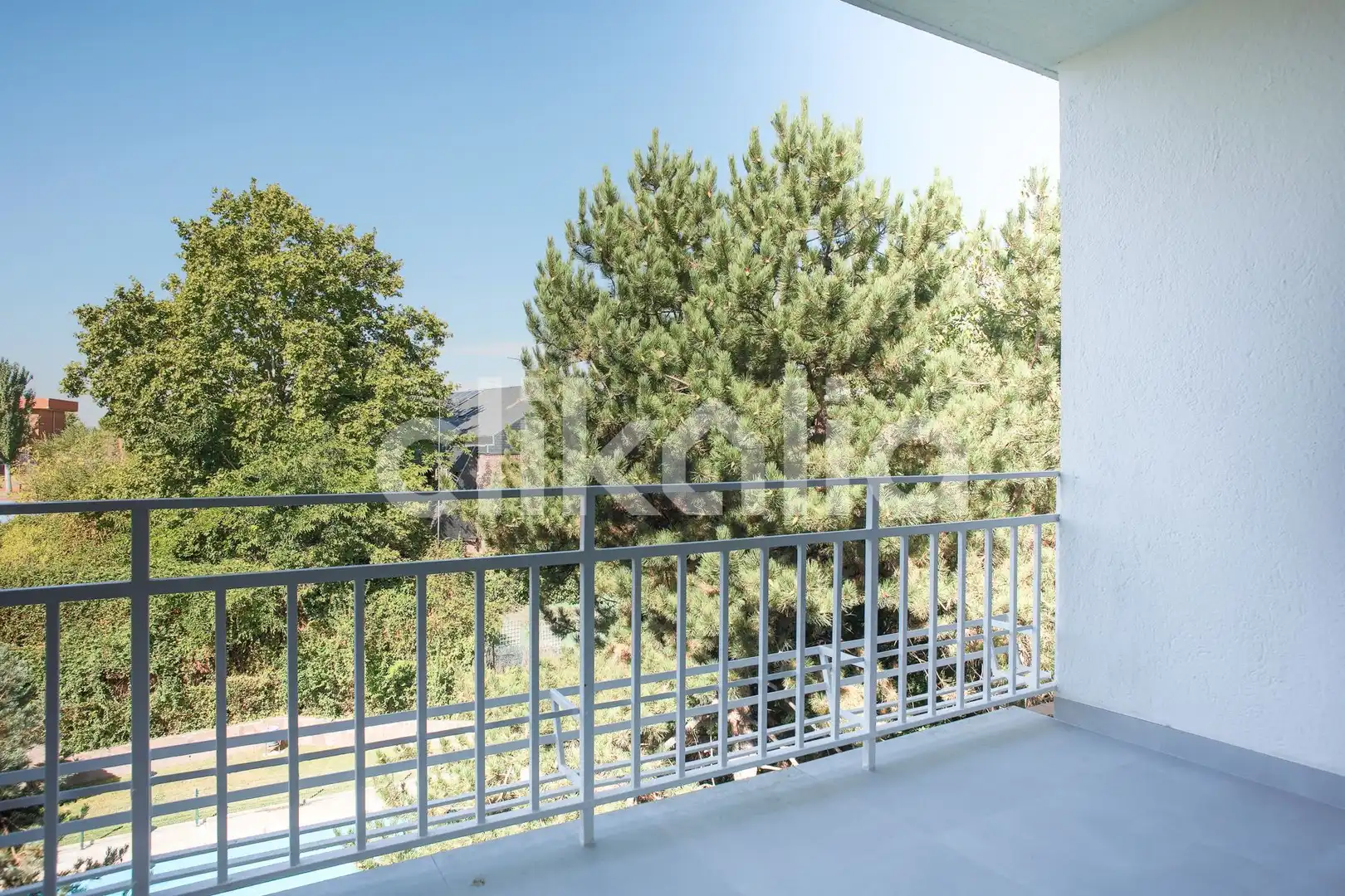 Terrassa de Pis en venda en Madrid amb Aire condicionat, Calefacció i Jardí privat