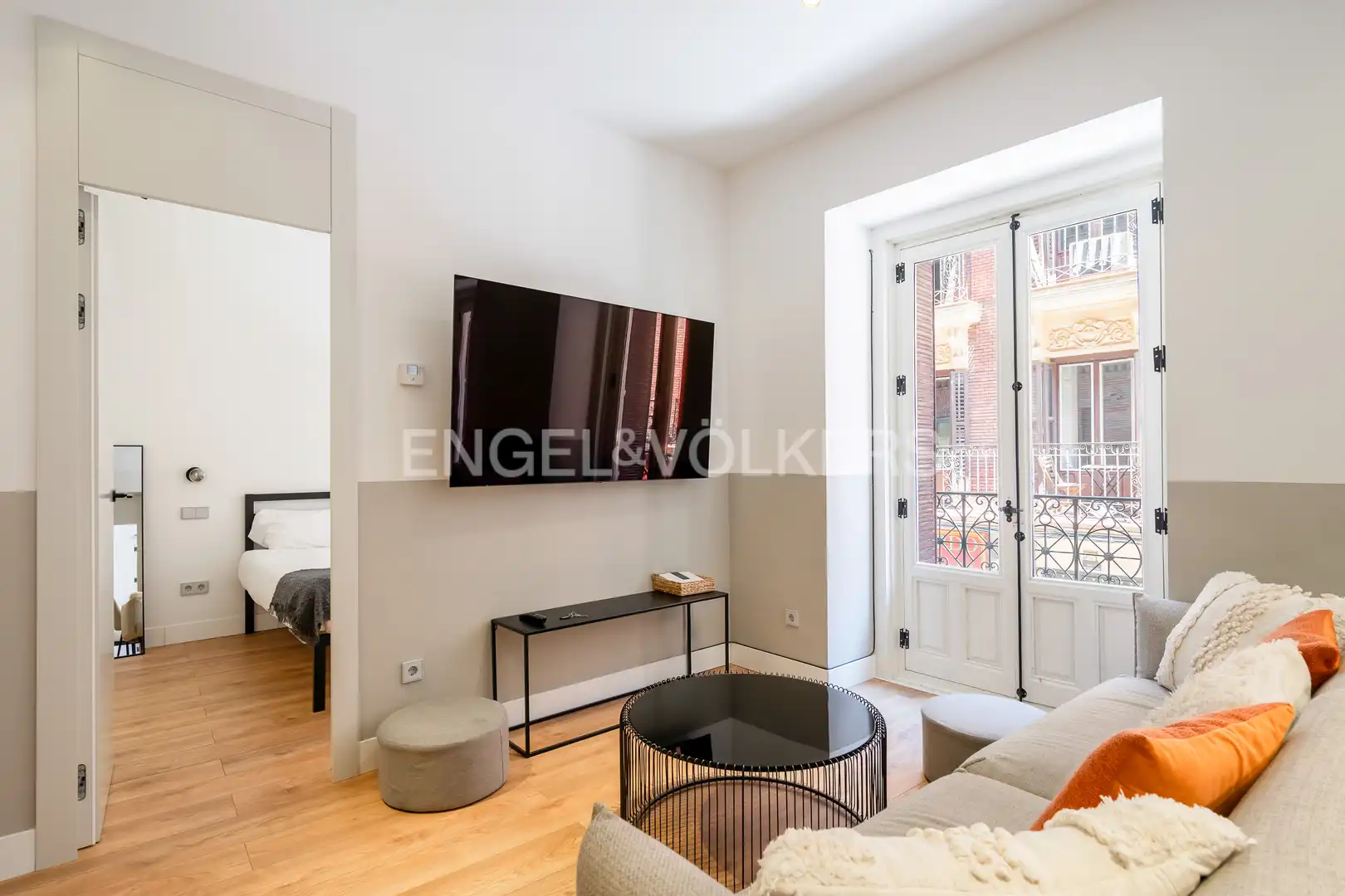Exterior view of Flat for rent in Madrid  with Air Conditioner, Heating and Furnished