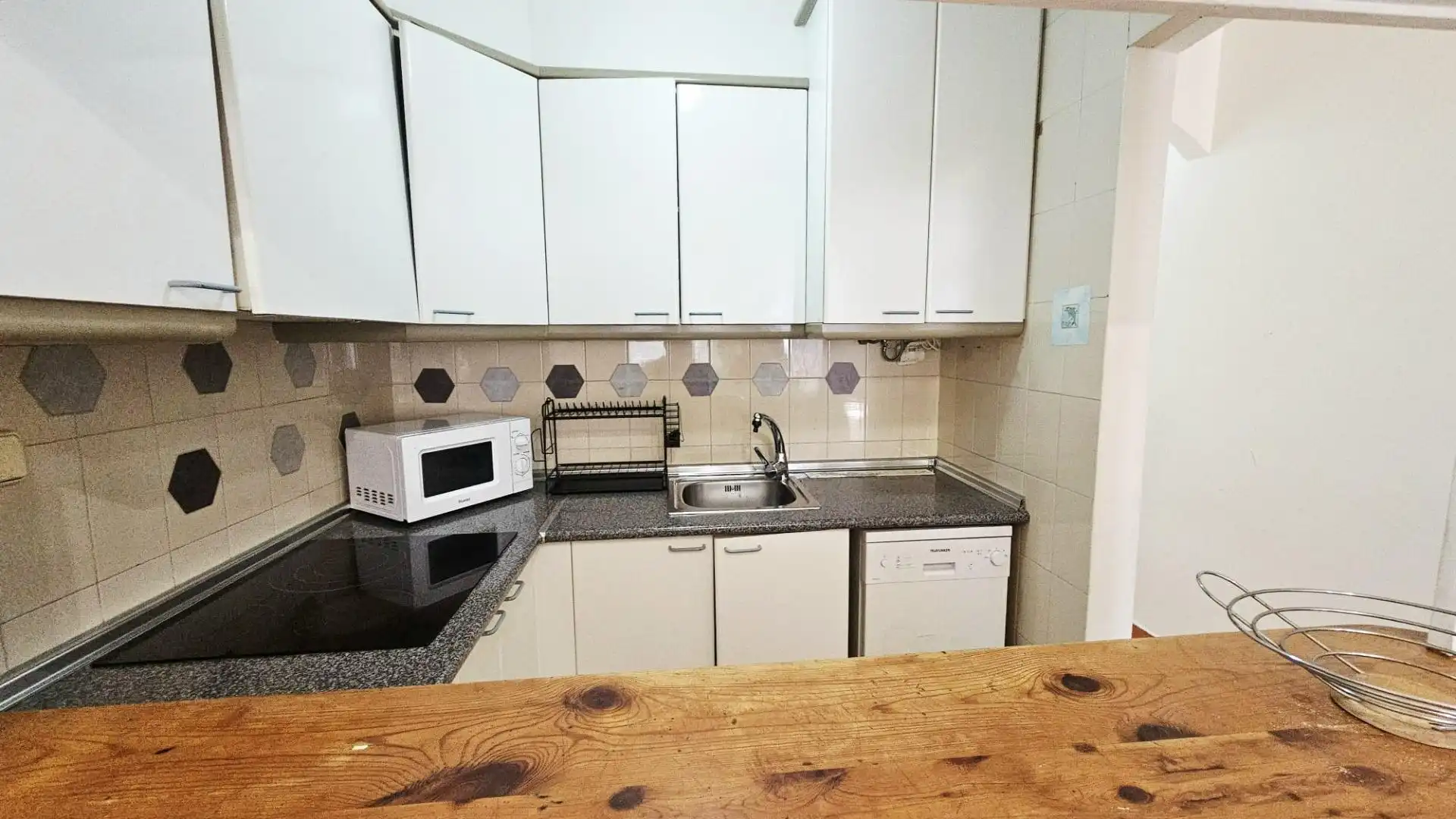 Cuina de Casa o xalet en venda en Torrevieja amb Aire condicionat, Terrassa i Moblat