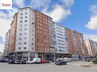 Pis amb ascensor en venda a Avenida de los Derechos Humanos