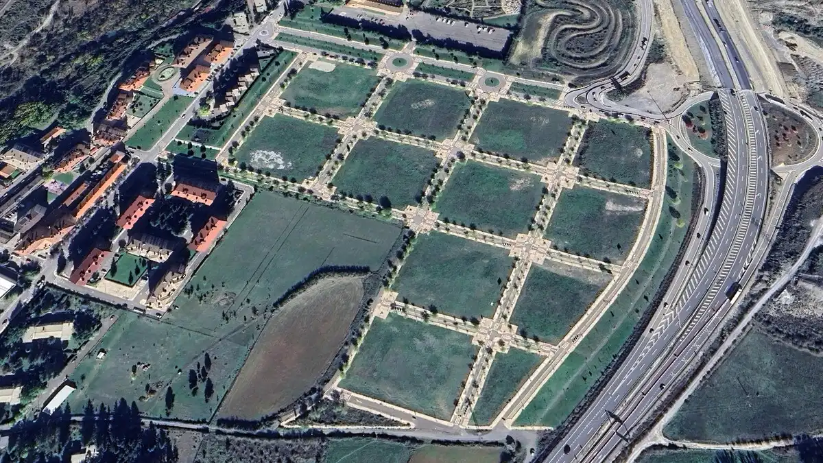 Terreni e lotti in vendita a GRAVELINAS PGOU SABIÑANIGO, imagen 6