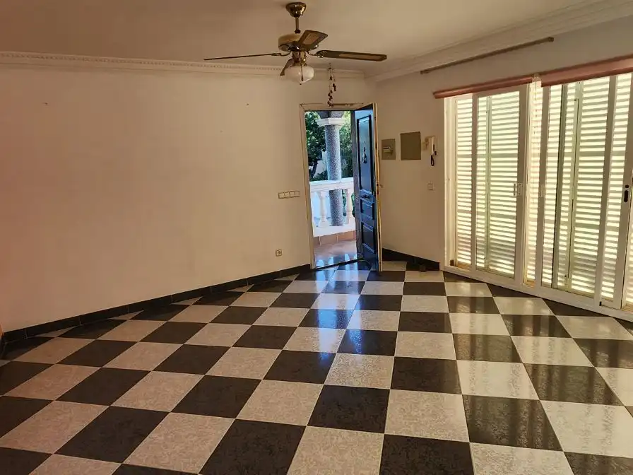 Piso en alquiler en Av Clavells 5, imagen 3
