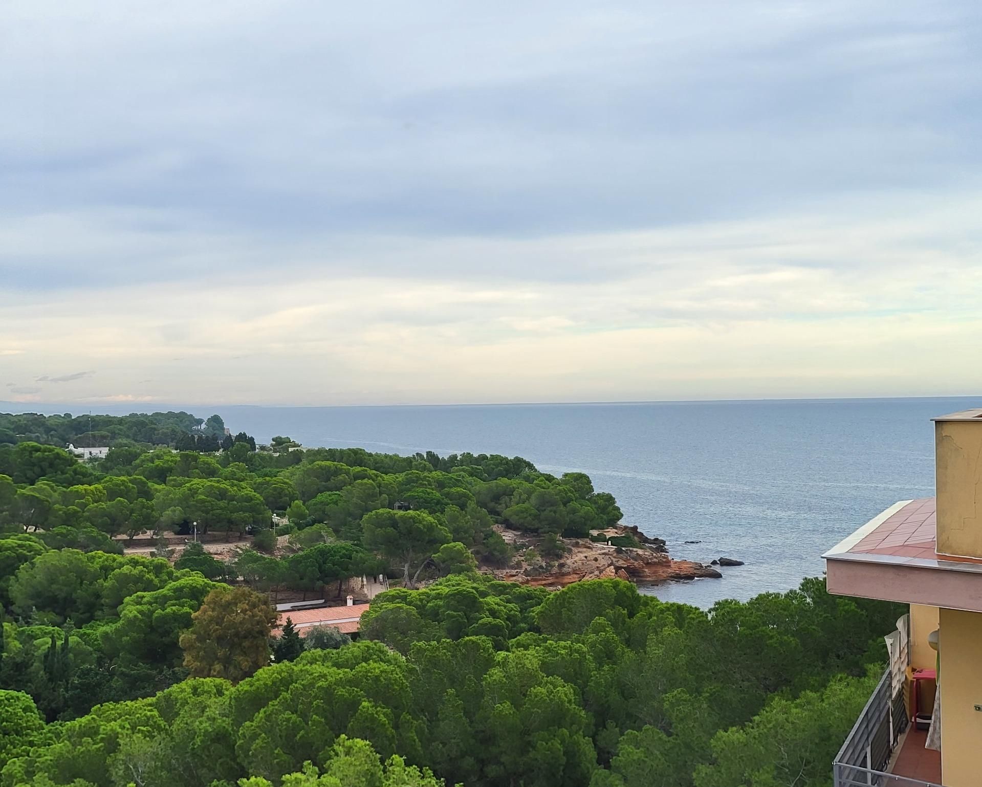 Vista exterior de Dúplex en venda en L'Ametlla de Mar  amb Calefacció i Terrassa