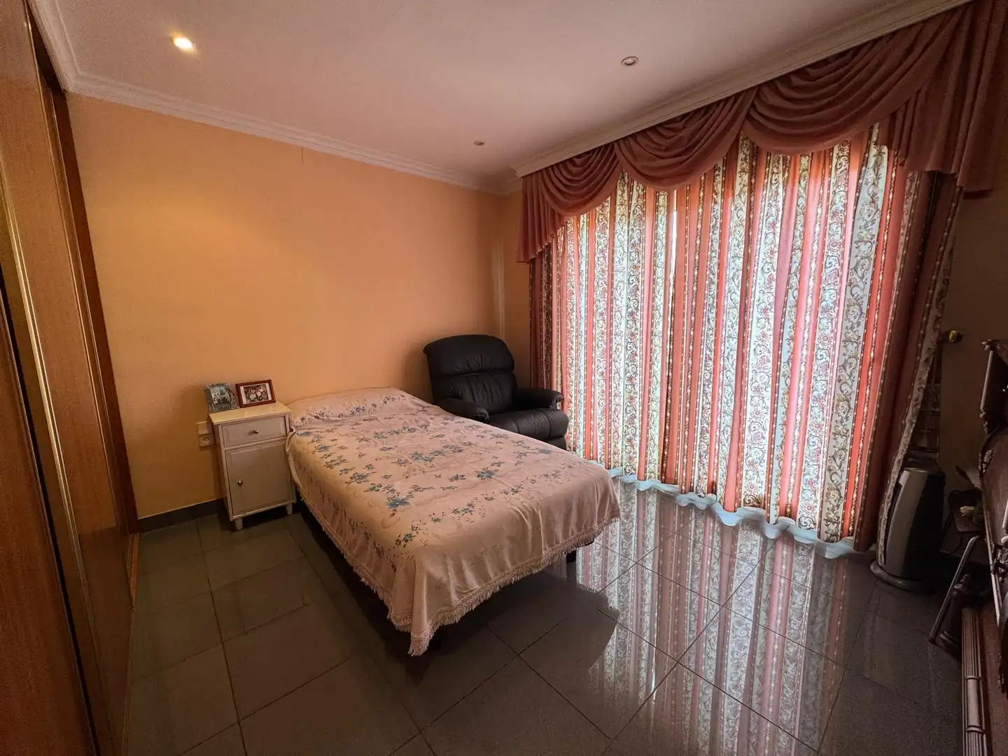 Bedroom of Houses for sale in Pallejà  with Air Conditioner, Heating and Private garden