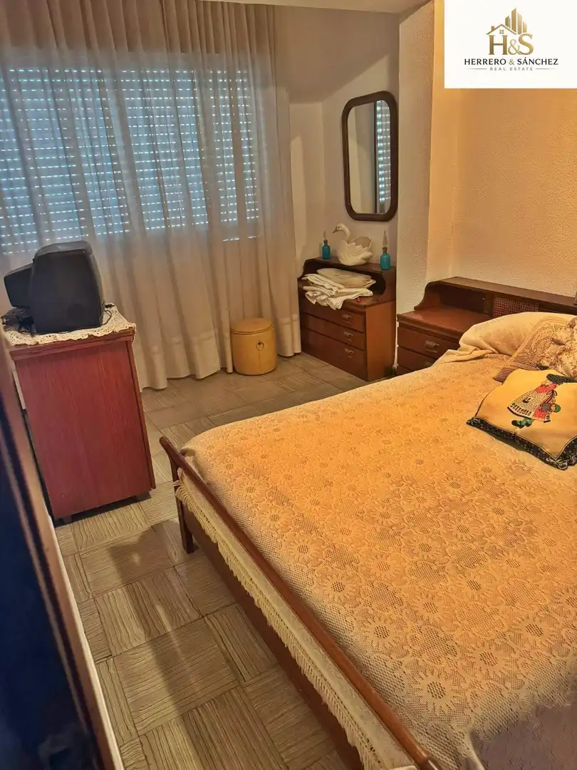 Bedroom of Flat for sale in Alicante / Alacant