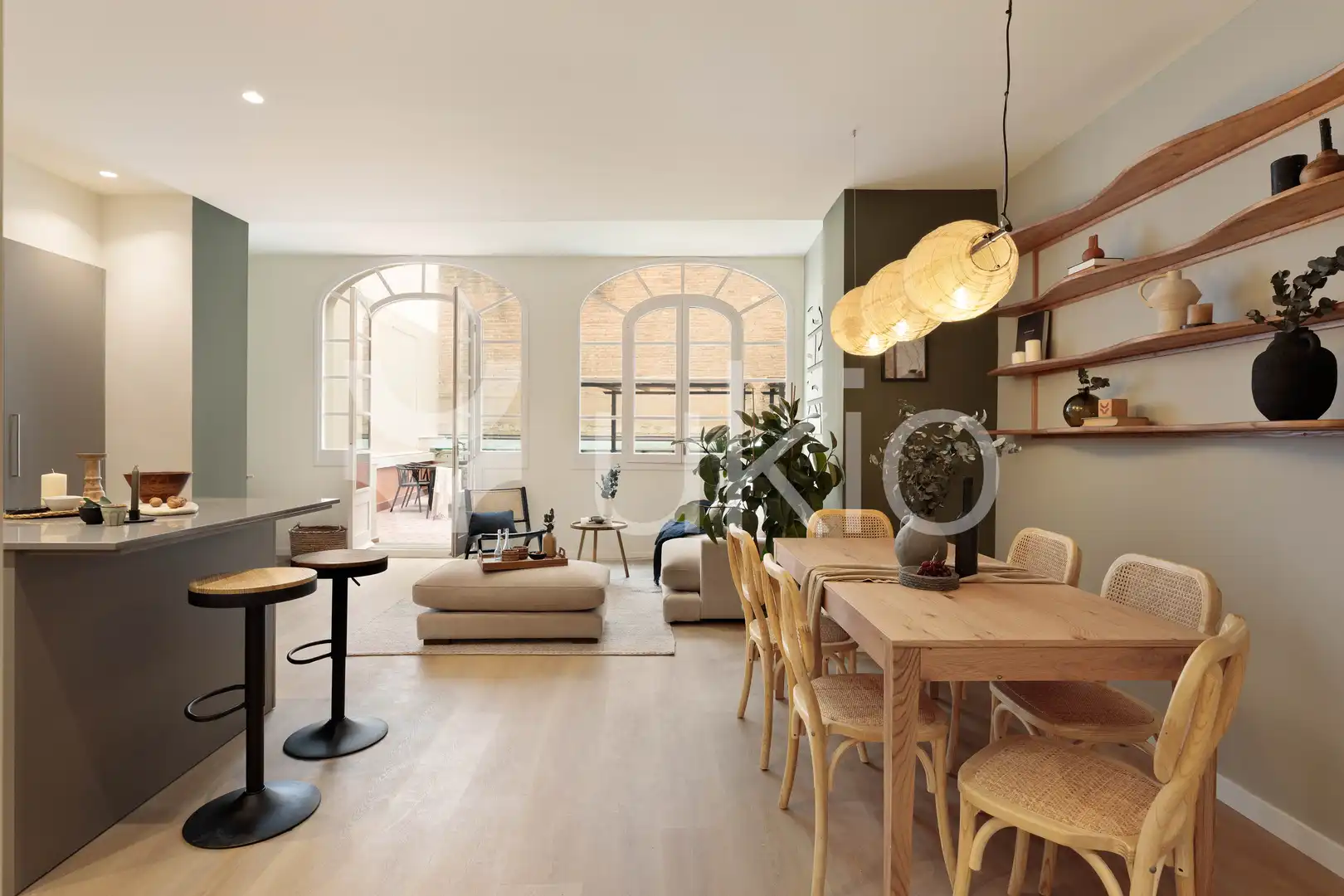 Apartamento con terraza en alquiler en Carrer Gran de Gràcia, imagen 2