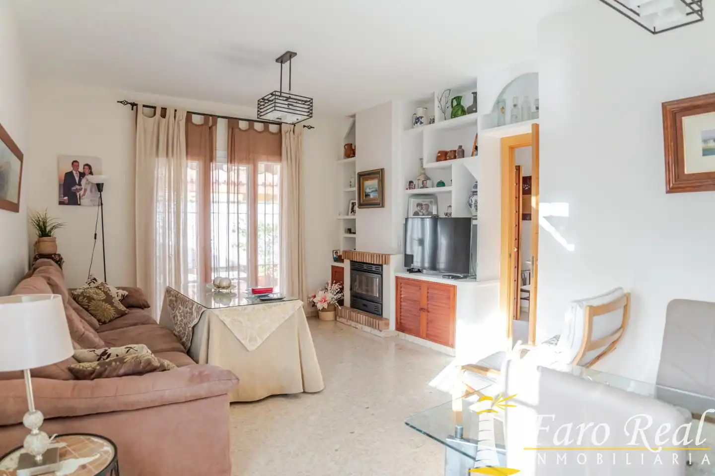 Sala de estar de Casa o chalet en venta en Sanlúcar de Barrameda con Aire acondicionado, Jardín privado y Terraza