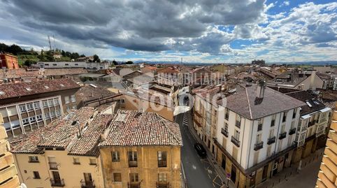 Foto 2 de Piso en venta en Calle Hermanos Sánchez del Río, 11, Haro, La Rioja