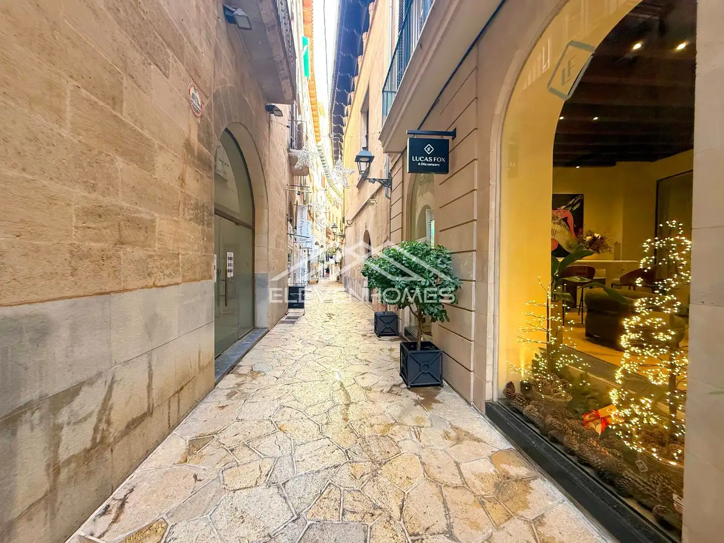 Vista exterior de Local en traspaso en  Palma de Mallorca