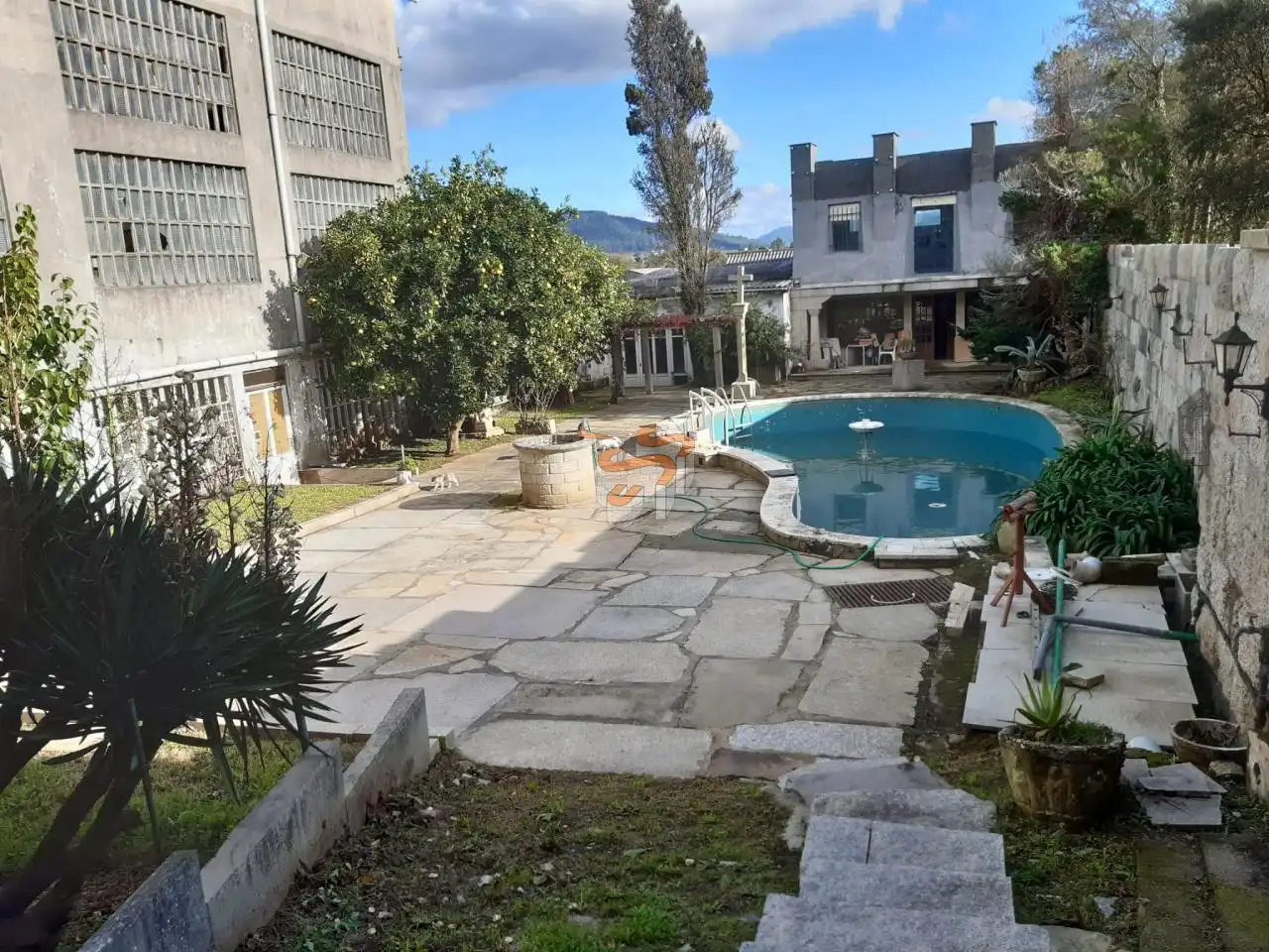 Industrial building for sale in Piñeiros- Freixeiro, imagen 2
