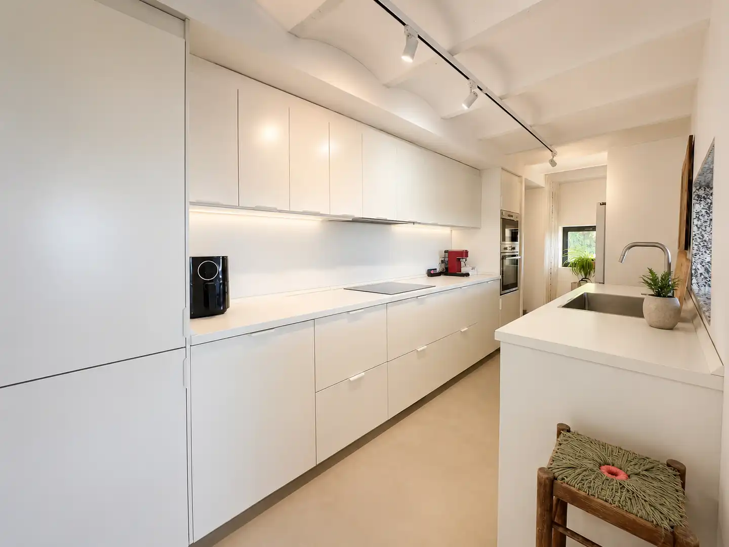 Kitchen of Houses for sale in Hoyo de Manzanares  with Air Conditioner, Private garden and Swimming Pool