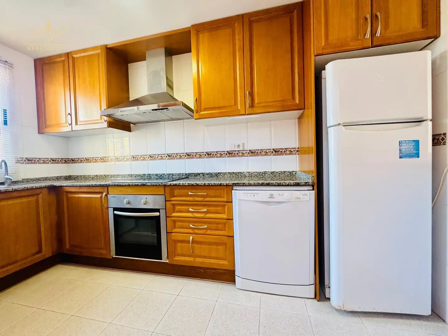 Cocina de Dúplex en venta en L'Alfàs del Pi con Aire acondicionado, Jardín privado y Piscina
