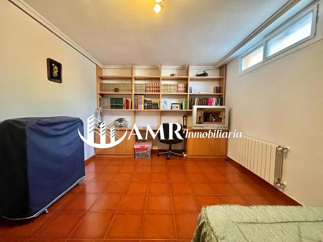 Casa adosada en venta en Casarrubuelos con Aire acondicionado, Calefacción y Jardín privado