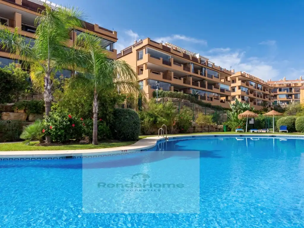 Vista exterior de Piso en venta en Mijas
