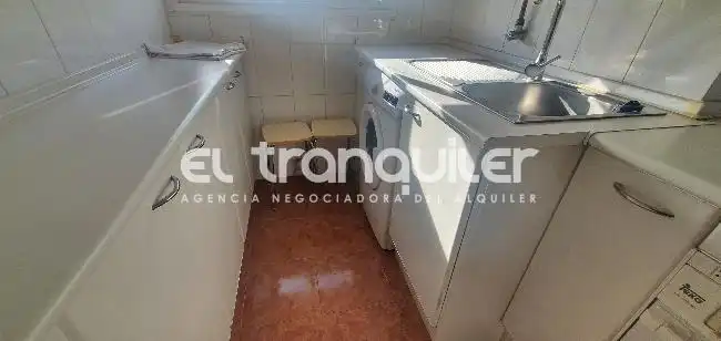 Kitchen of Flat for rent in Madrid  with Air Conditioner, Parquet flooring and Furnished