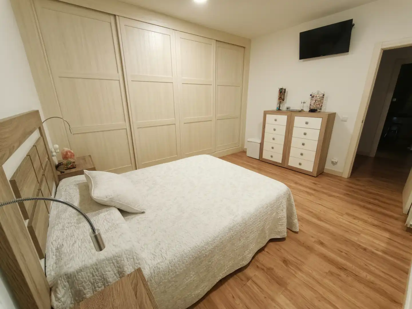 Dormitori de Casa o xalet en venda en Consuegra amb Aire condicionat, Calefacció i Terrassa