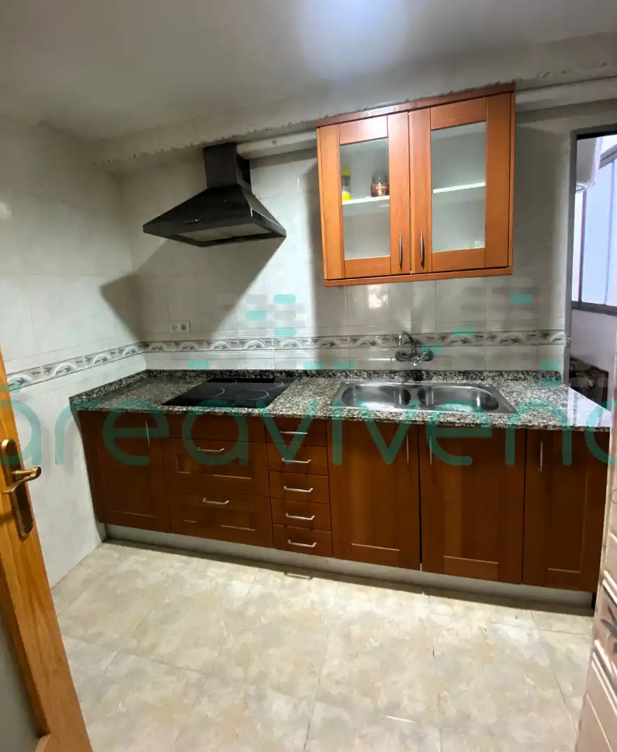 Küche von Wohnung zum Verkauf in Castellón de la Plana / Castelló de la Plana mit Möbliert und Balkon