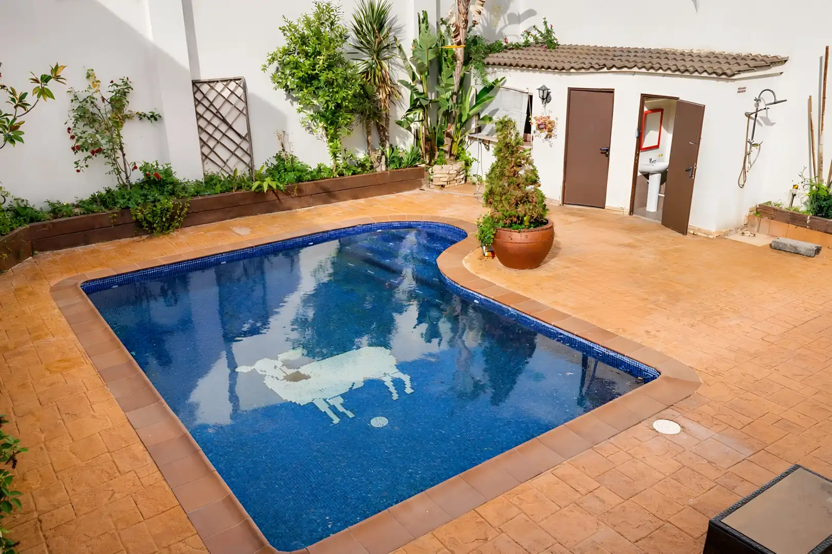 Swimming pool of Flat for sale in Sant Cugat del Vallès  with Air Conditioner, Heating and Parquet flooring