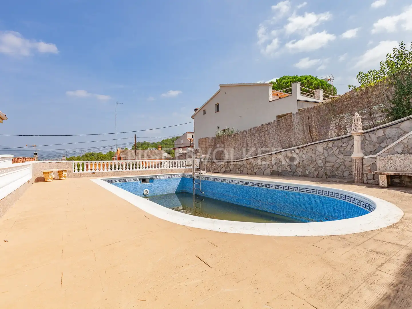 Piscina de Casa o chalet en venta en Terrassa con Aire acondicionado, Calefacción y Terraza