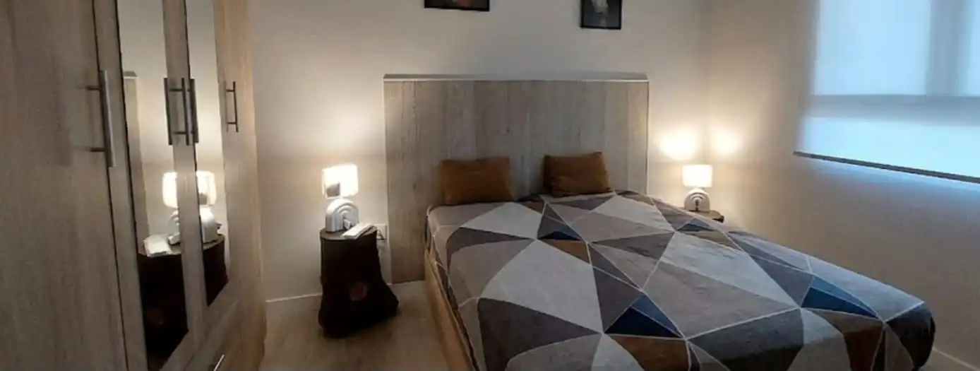 Bedroom of Flat for sale in Valladolid  with Heating, Parquet flooring and Furnished