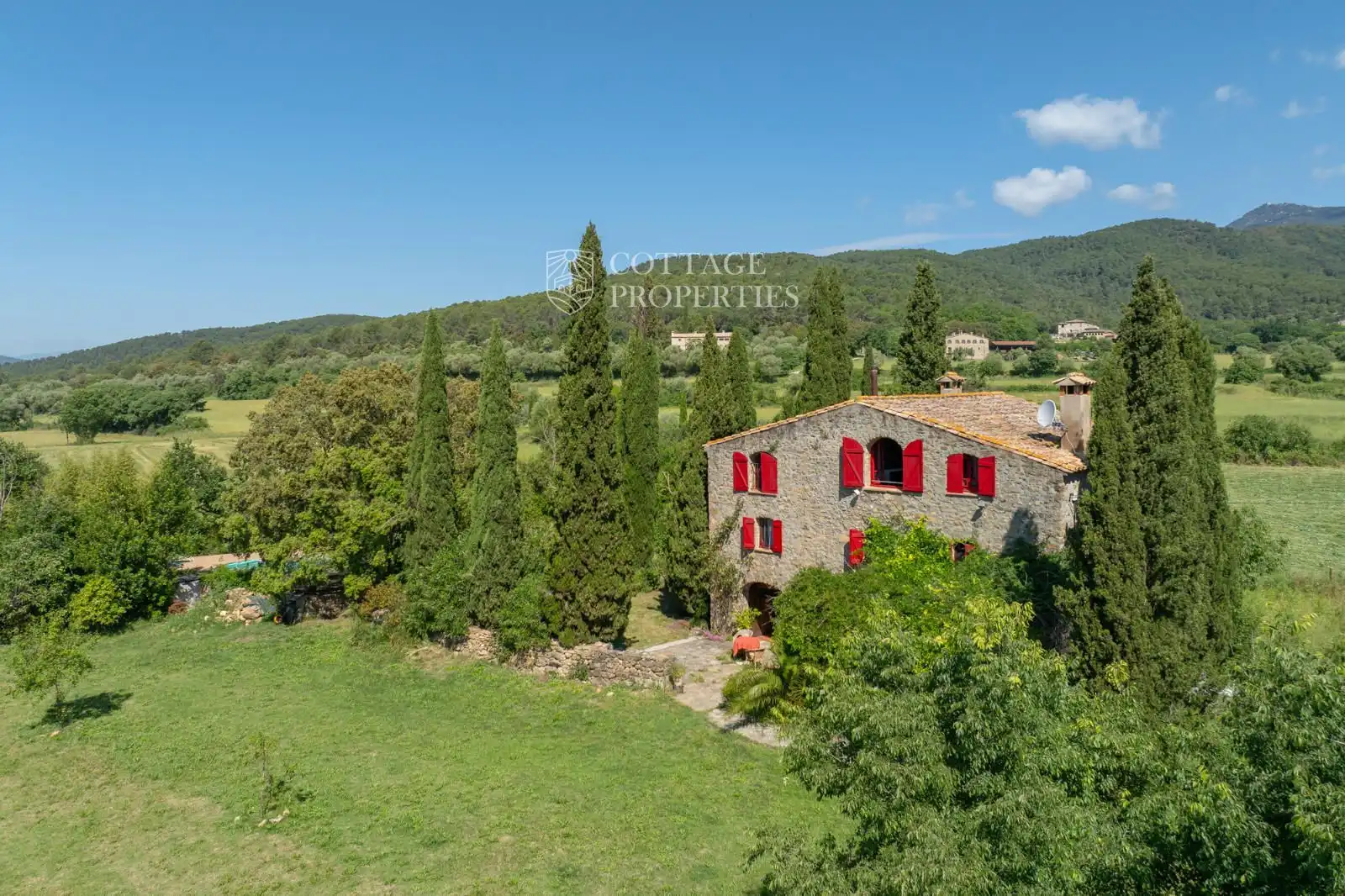 Vista exterior de Finca rústica en venta en Maià de Montcal con Calefacción y Piscina