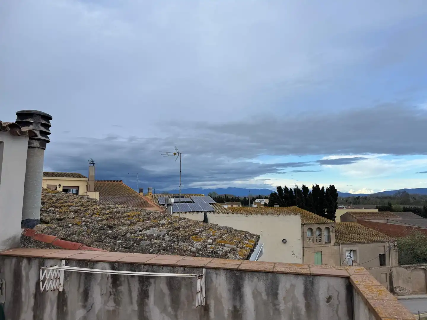 Vista exterior de Casa adosada en venda en L'Armentera amb Calefacció, Terrassa i Balcó