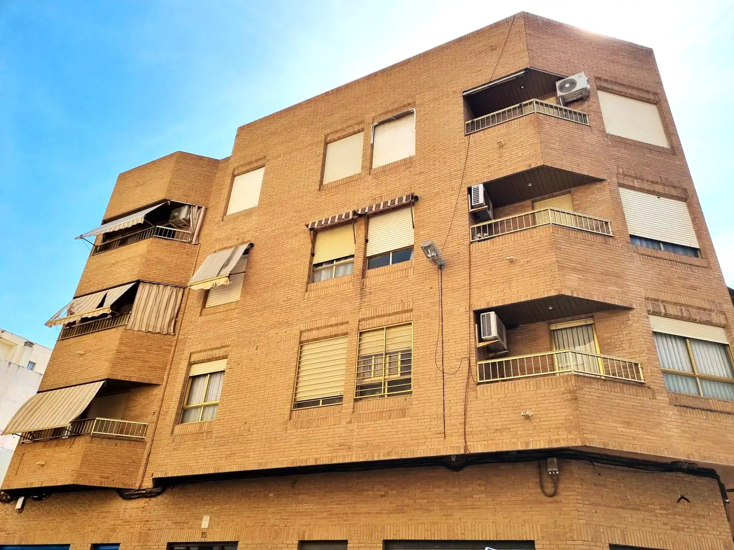 Vista exterior de Pis en venda en Elche / Elx amb Aire condicionat, Terrassa i Moblat