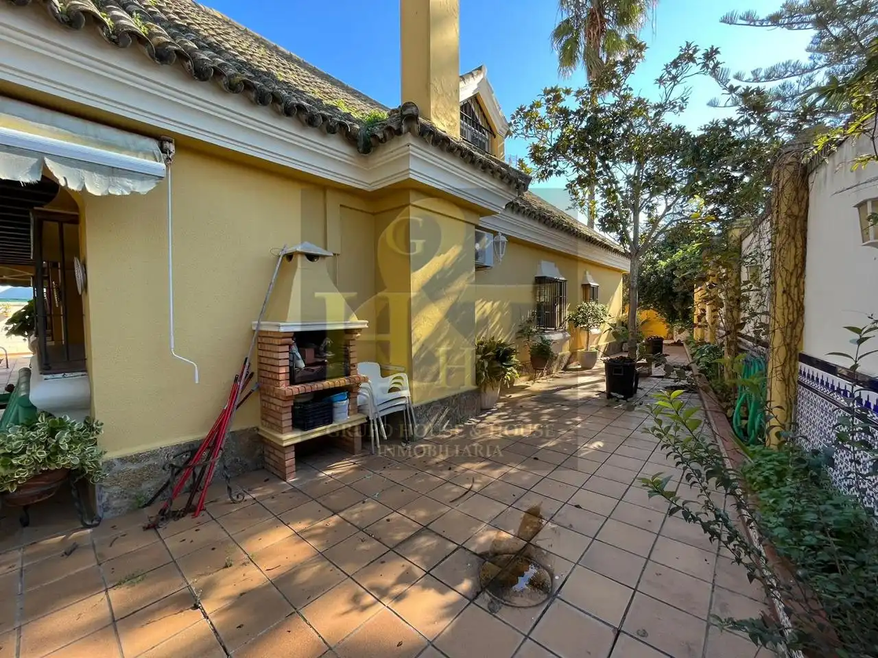 Exterior view of Houses for sale in Sanlúcar de Barrameda  with Air Conditioner, Private garden and Terrace