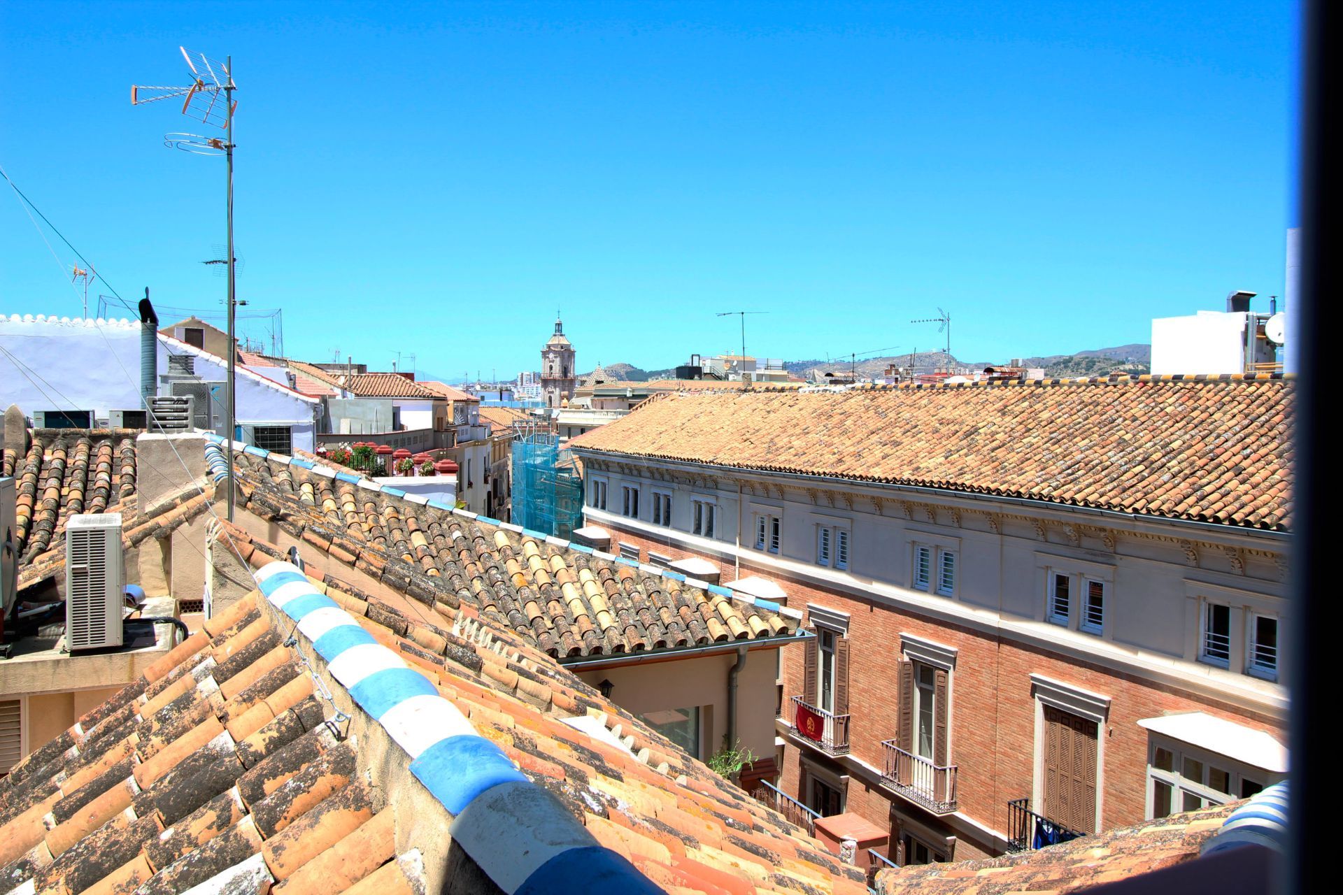 Vista exterior de Pis de lloguer en Málaga Capital amb Aire condicionat i Moblat