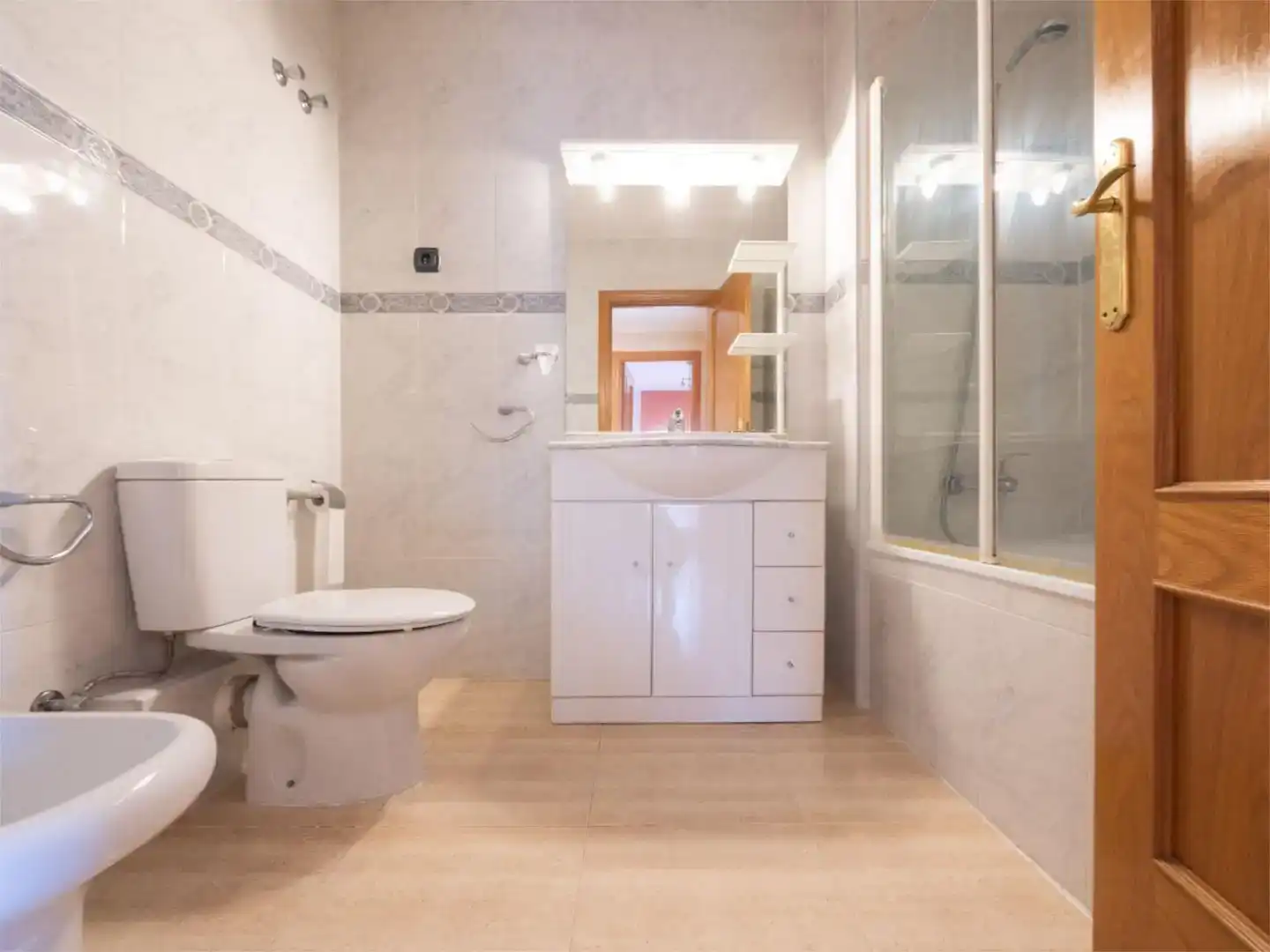Baño de Piso en venta en Terrassa con Aire acondicionado y Balcón