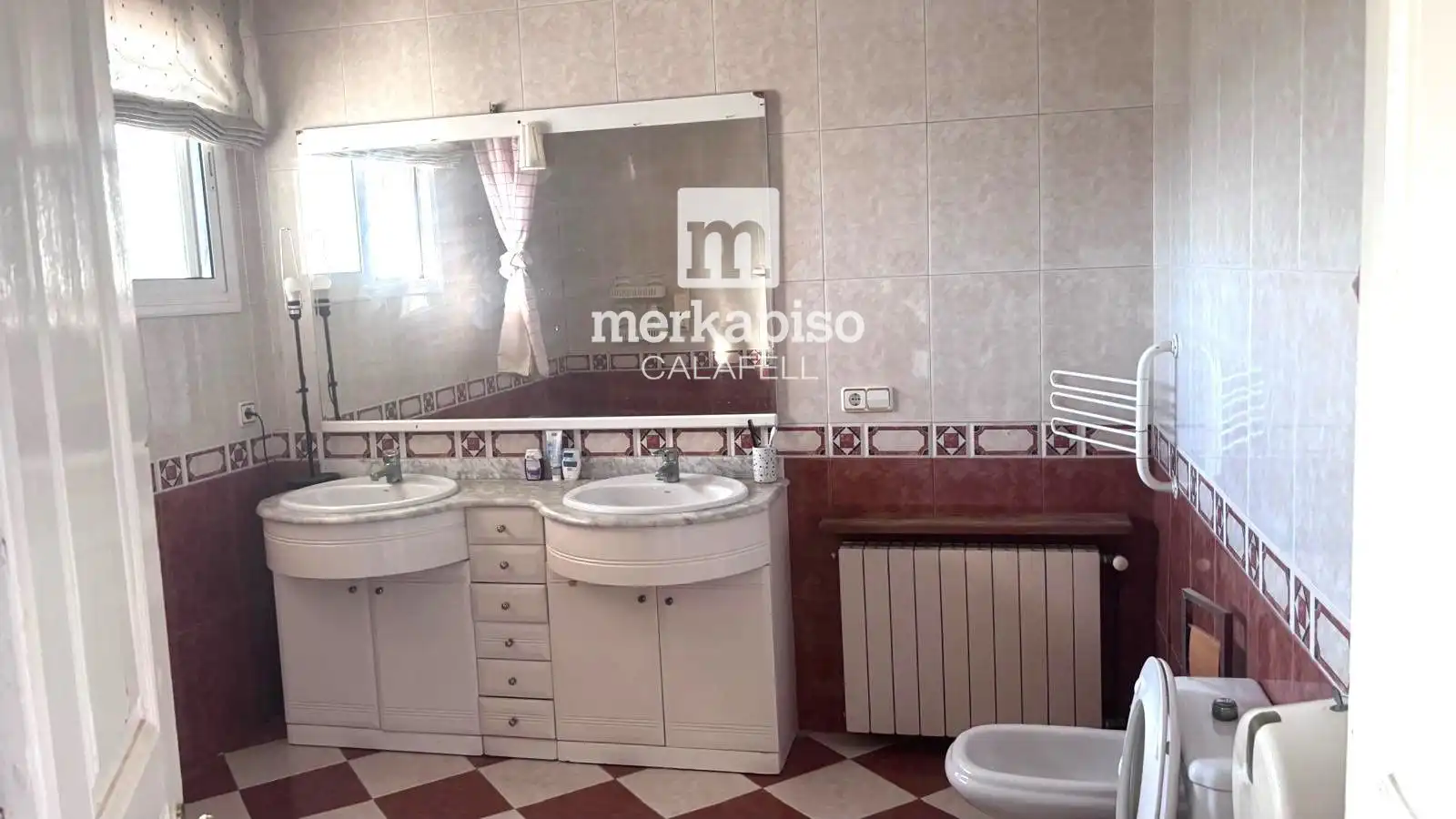 Badezimmer von Haus zum Verkauf in Sant Sadurní d'Anoia mit Heizung, Terrasse und Abstellraum