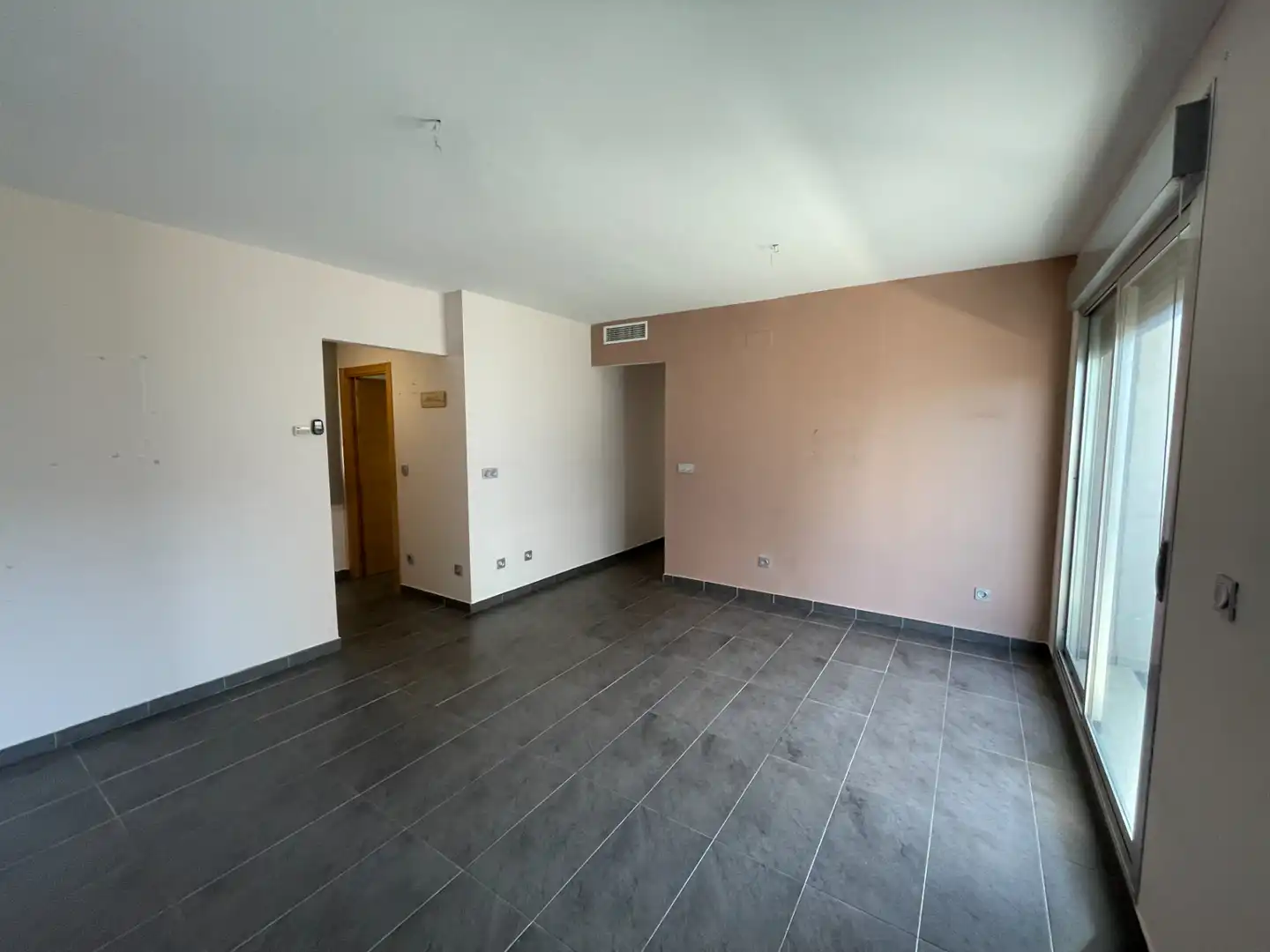 Apartamento de alquiler en Alhendín con Aire acondicionado, Calefacción y Terraza