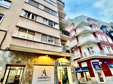 Pis amb ascensor en venda a Calle Valdés 6