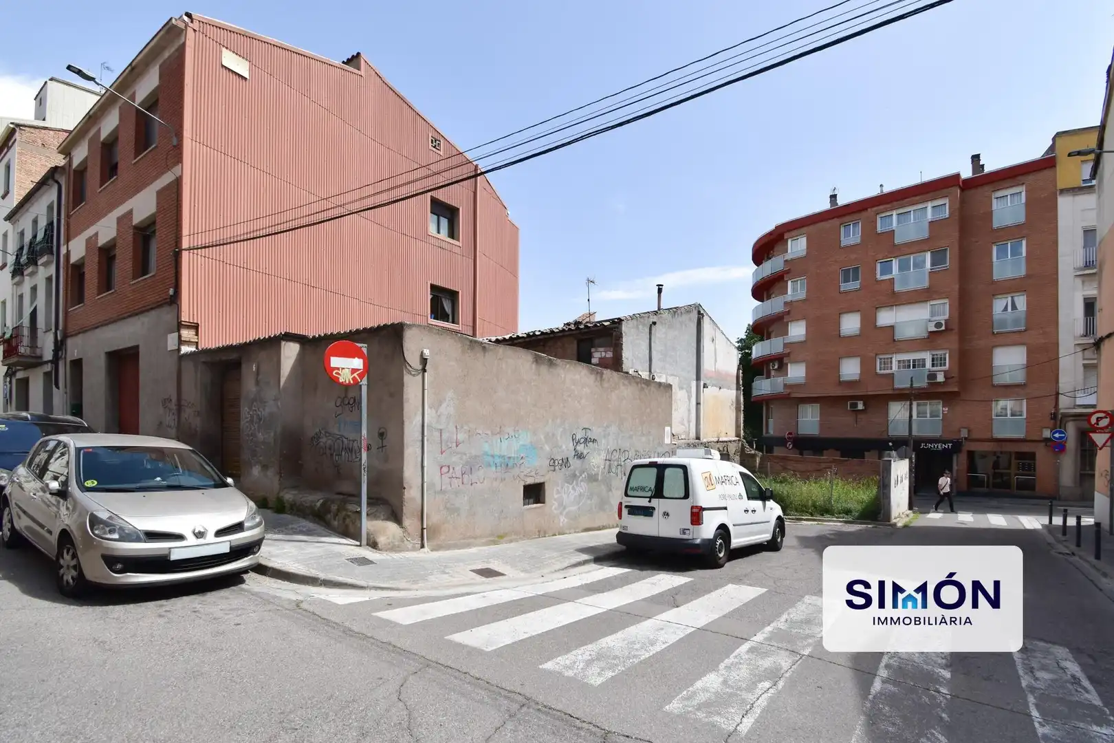 Außenansicht von Residential zum Verkauf in Manresa