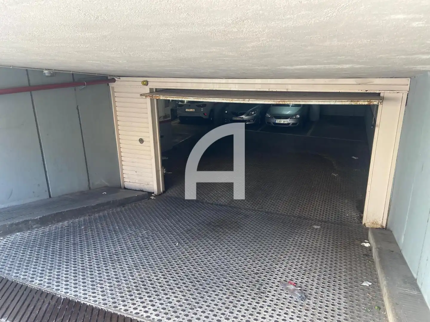 Aparcament de Garatge en venda en Terrassa