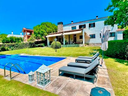 Garden of House or chalet for sale in Torrelodones  with Air Conditioner, Private garden and Parquet flooring