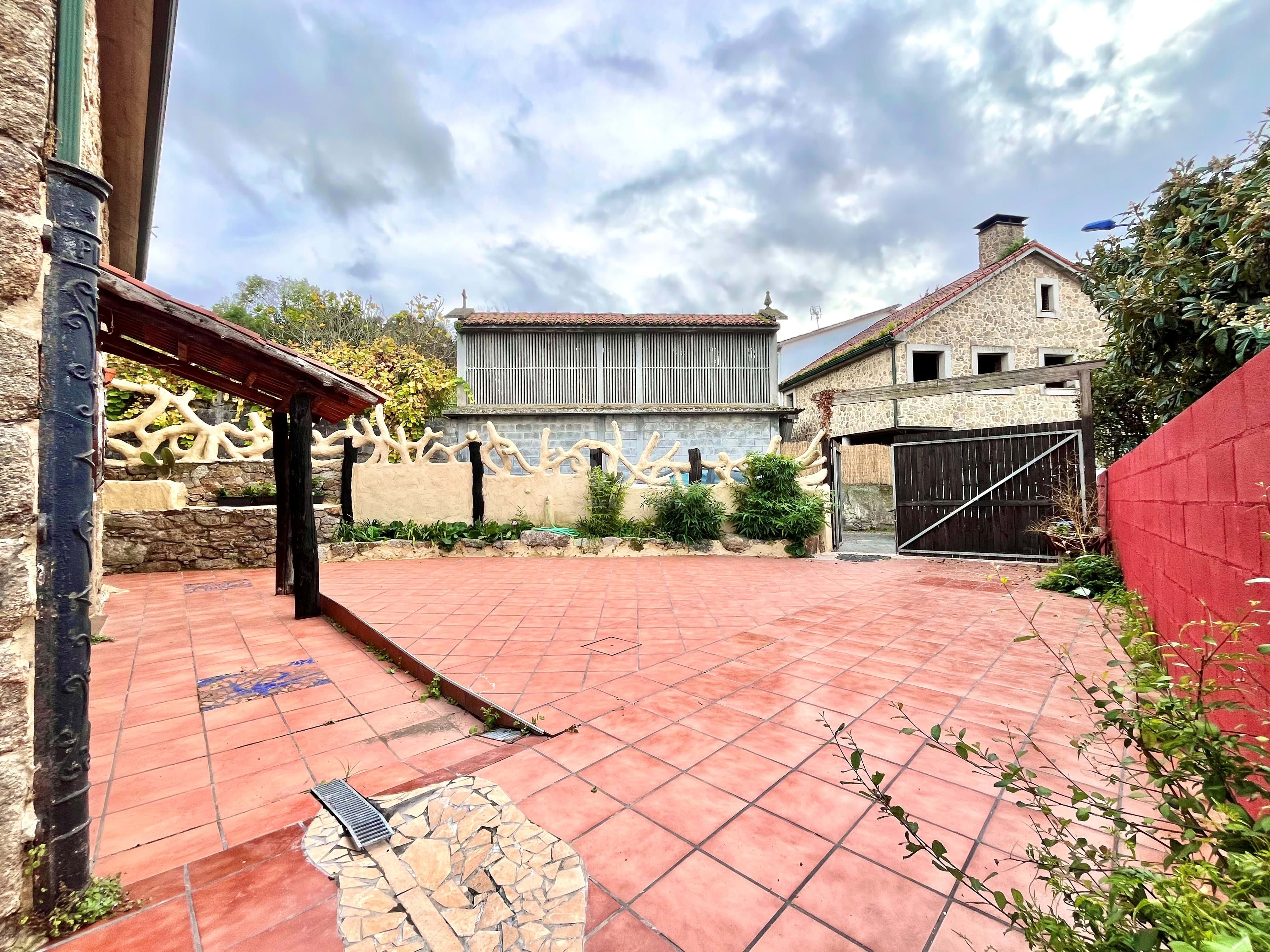 Exterior view of House or chalet for sale in Culleredo  with Heating and Terrace