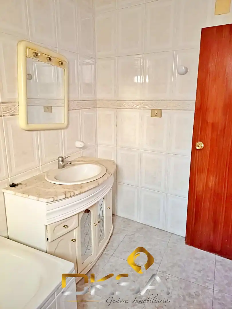 Casa con terraza en venta en Calle ALMASSORA, imagen 11