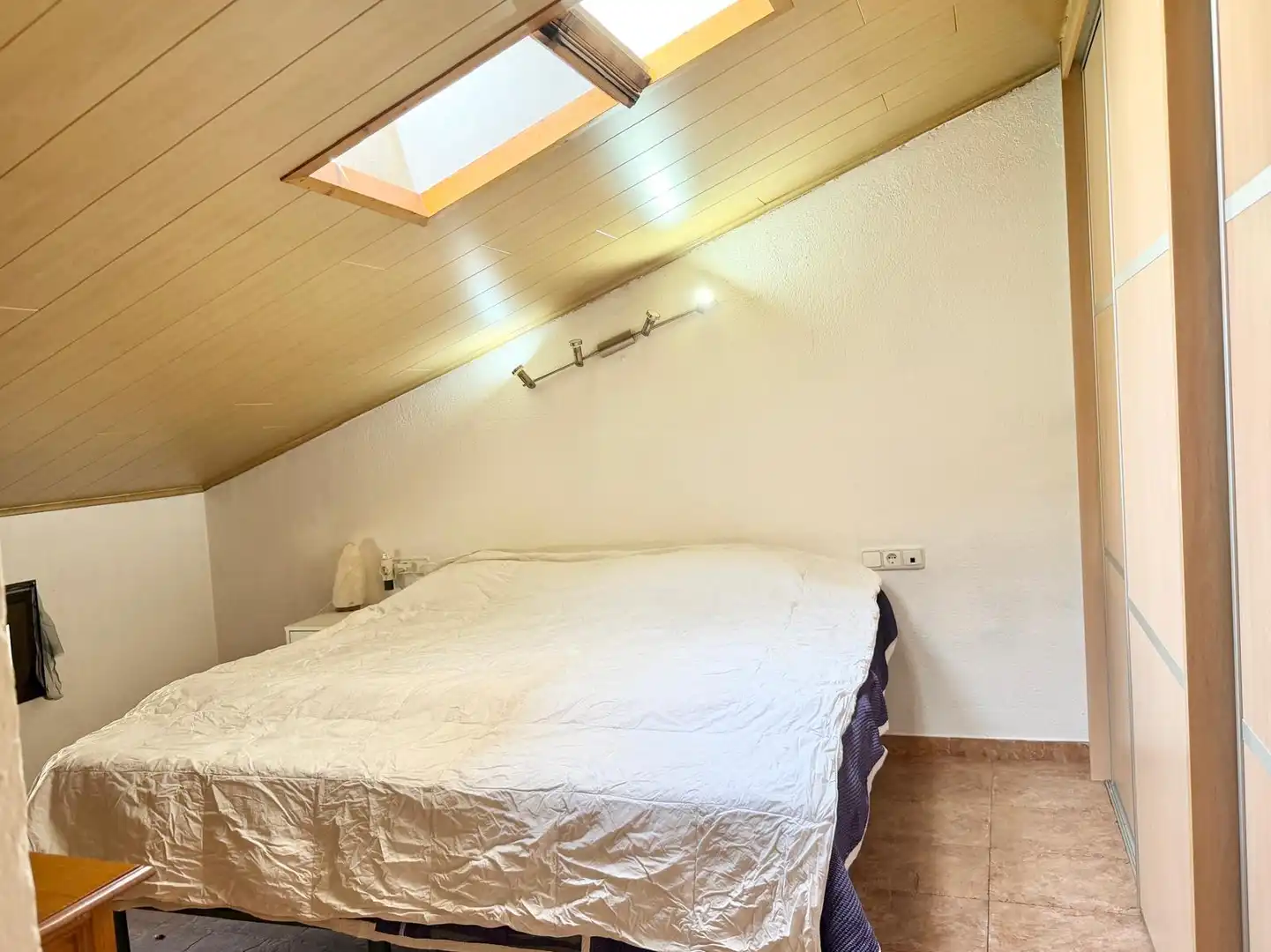Habitación de Casa adosada en venta en Bagà, Barcelona