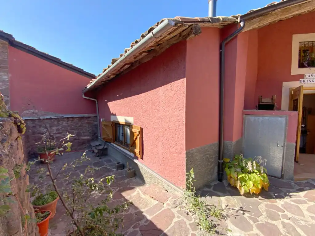 Exterior view of Houses for sale in Montanuy  with Private garden and Balcony