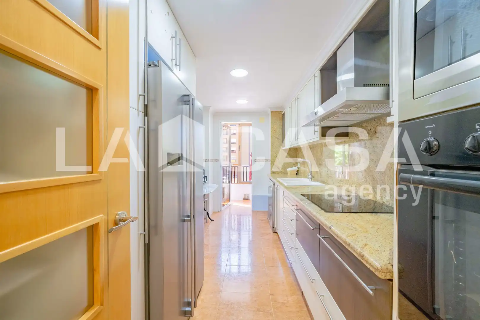 Cocina de Piso en venta en Valencia con Balcón