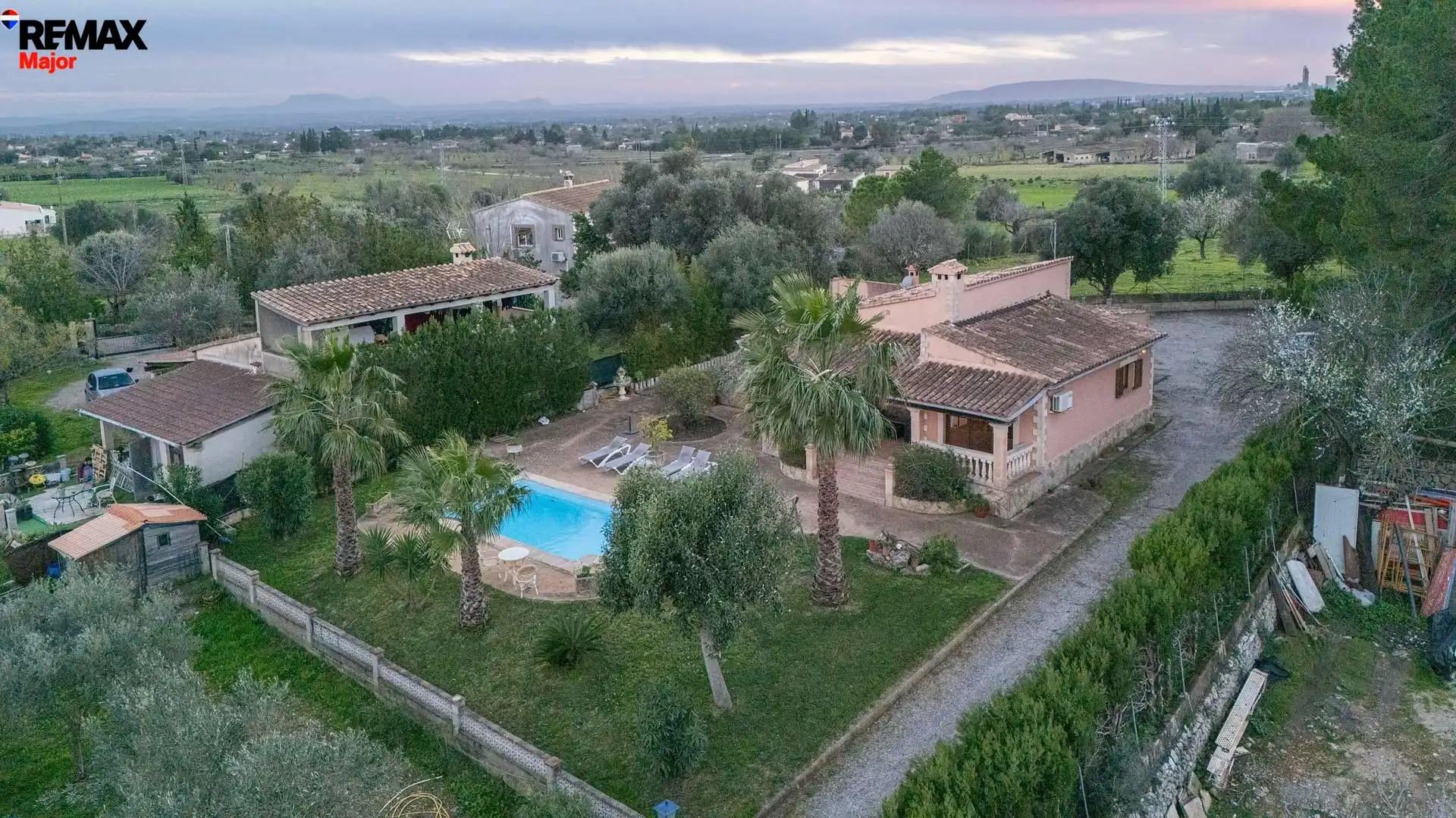 Außenansicht von Country house zum Verkauf in Inca mit Klimaanlage, Privatgarten und Schwimmbad