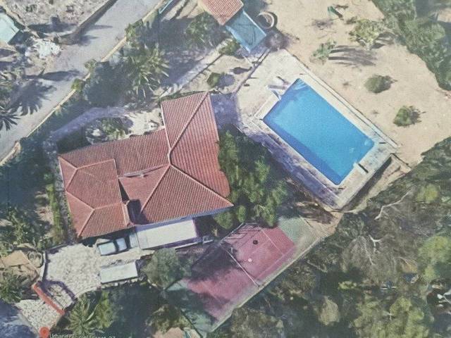 Casa-chalet en Venta en Urbanizaciones