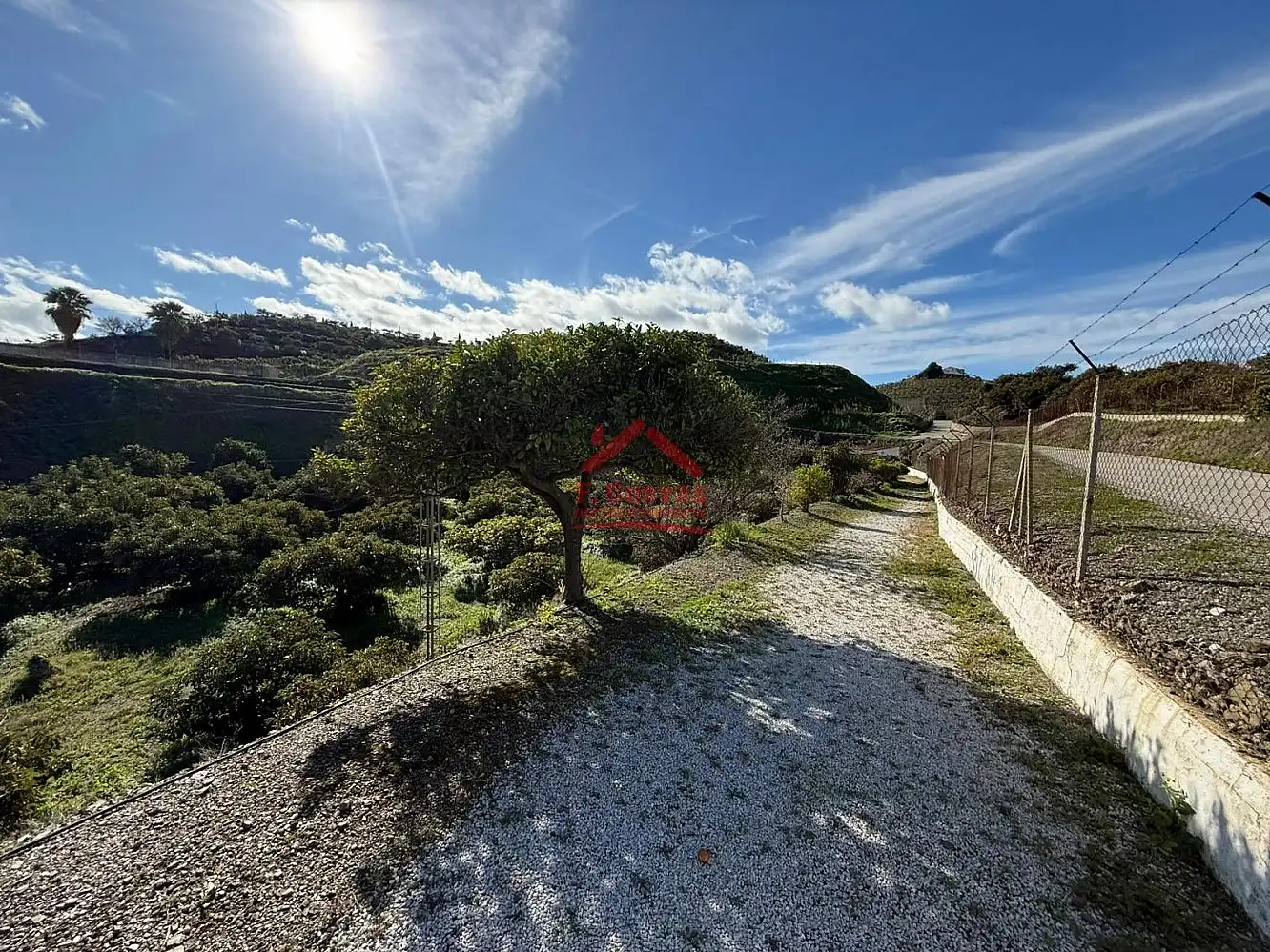Vista exterior de Finca rústica en venda en Vélez-Málaga amb Terrassa i Piscina
