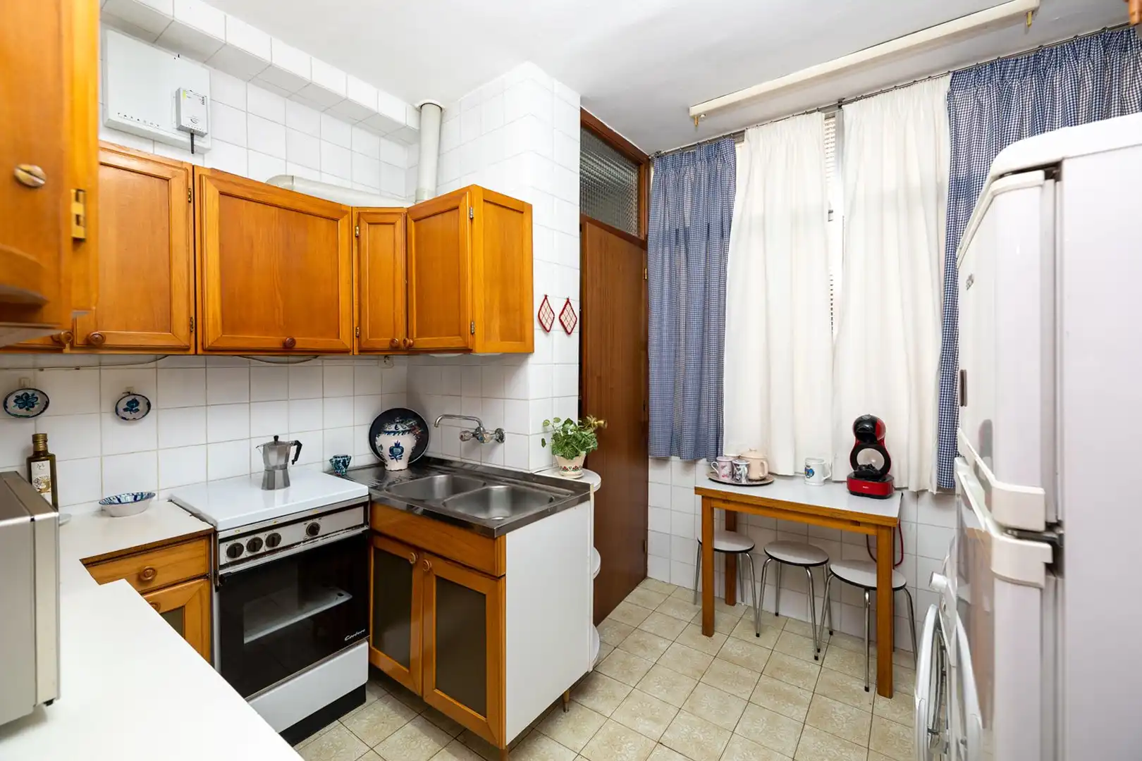 Flat for rent in N/A, 1, Camino de Ronda