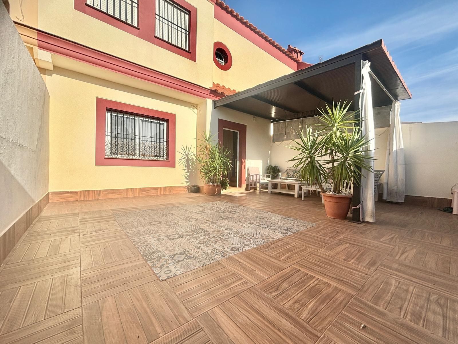 Terrace of Single-family semi-detached for sale in Carrión de los Céspedes  with Air Conditioner and Heating